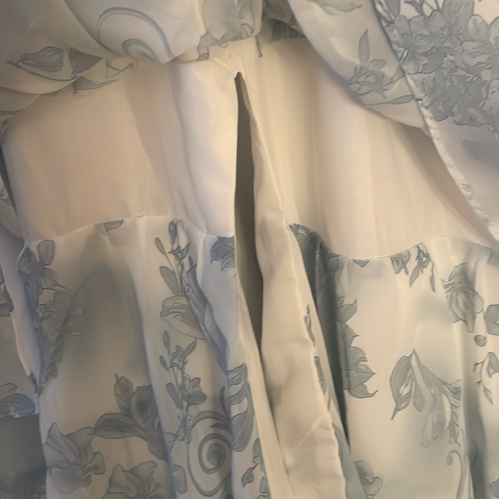 Size 4 White and dusty blue ruffle maxi dress - Picture 6 of 10